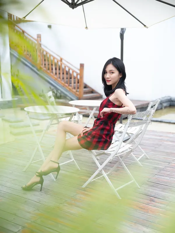 [尤蜜丝]穿搭写真 NO.034 - 尤蜜丝