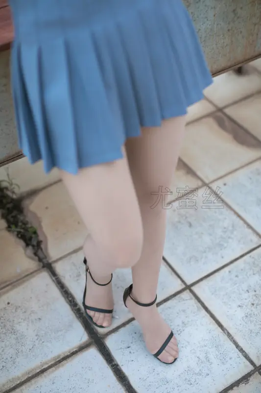 [尤蜜丝]穿搭写真 NO.035 - 尤蜜丝